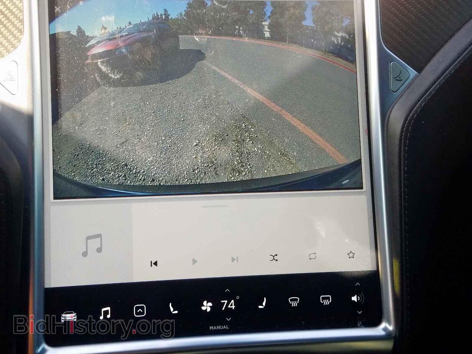 2016 TESLA MODEL S - VIN: 5YJSA1E49GF159943 - Фото 9