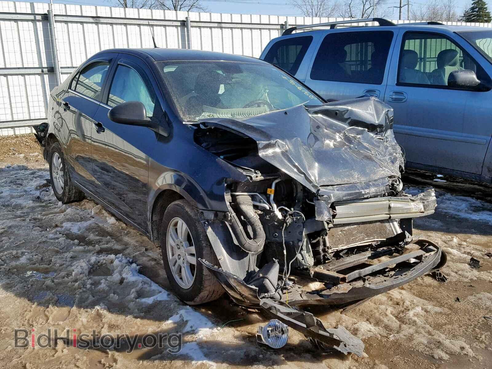 Фотография  - CHEVROLET SONIC 2013