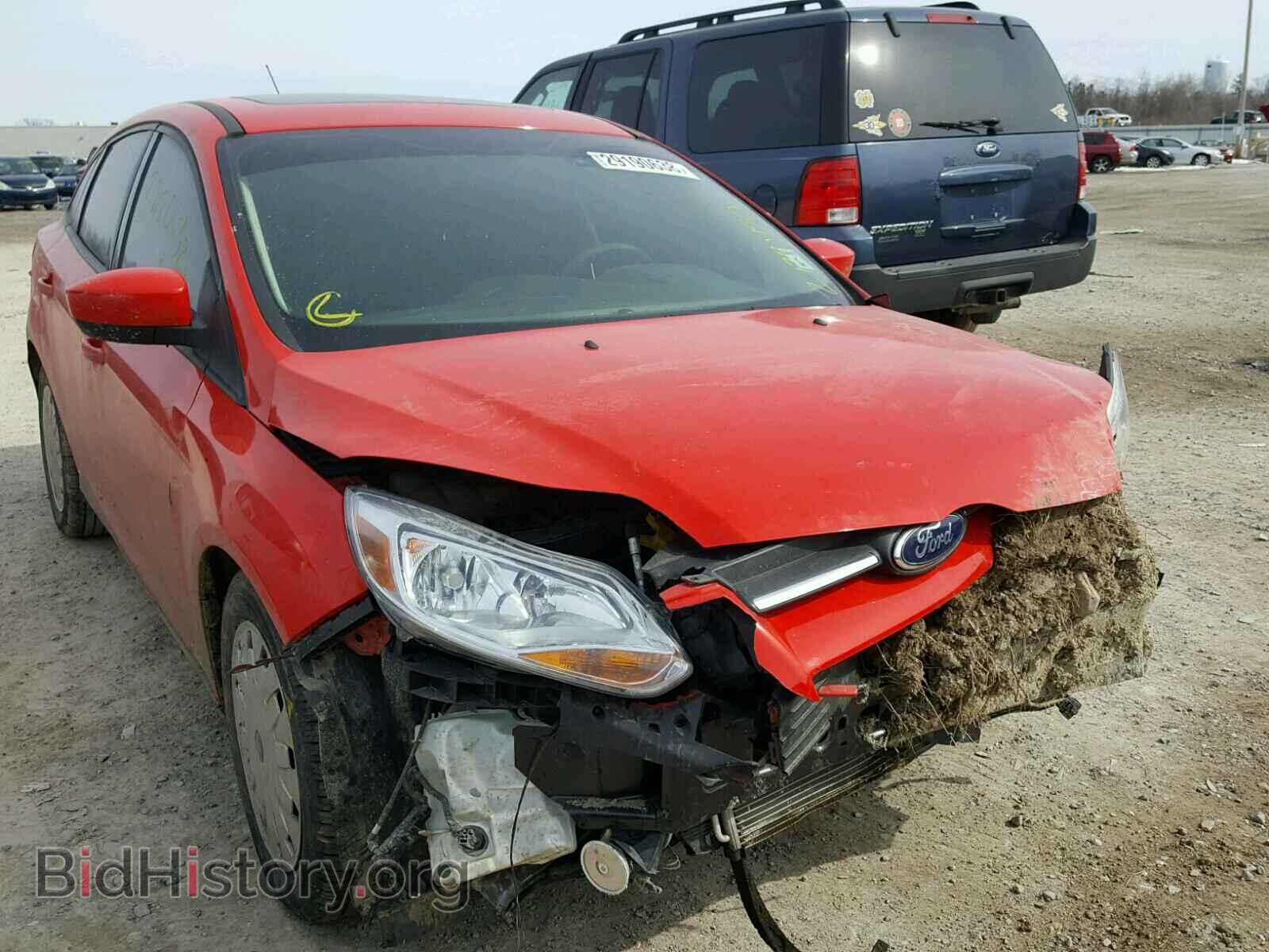 Photo 1FAHP3F26CL113484 - FORD FOCUS 2012
