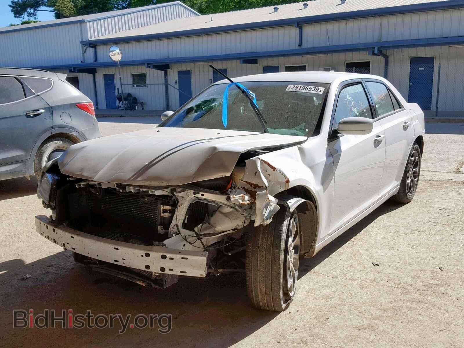 2015 CHRYSLER 300 - VIN: 2C3CCAGG0FH787392 - Фото 2