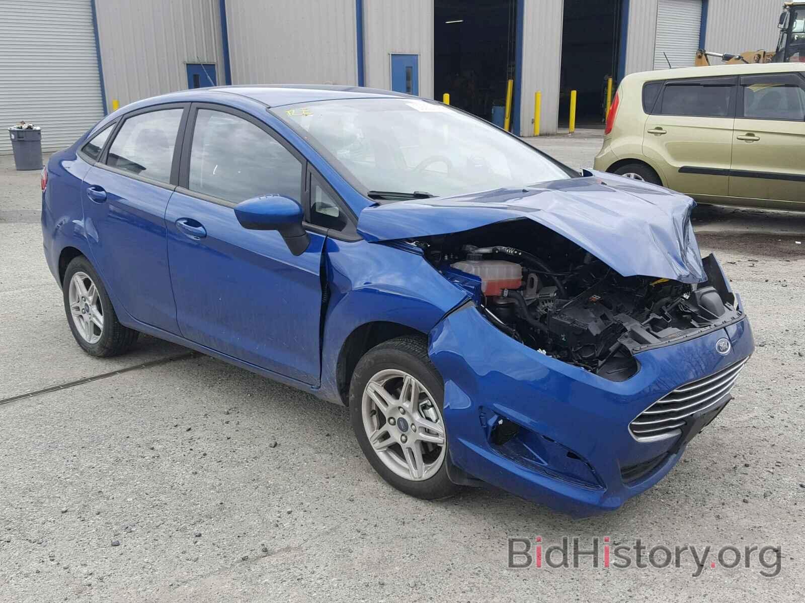 Photo 3FADP4BJ8JM136875 - FORD FIESTA SE 2018