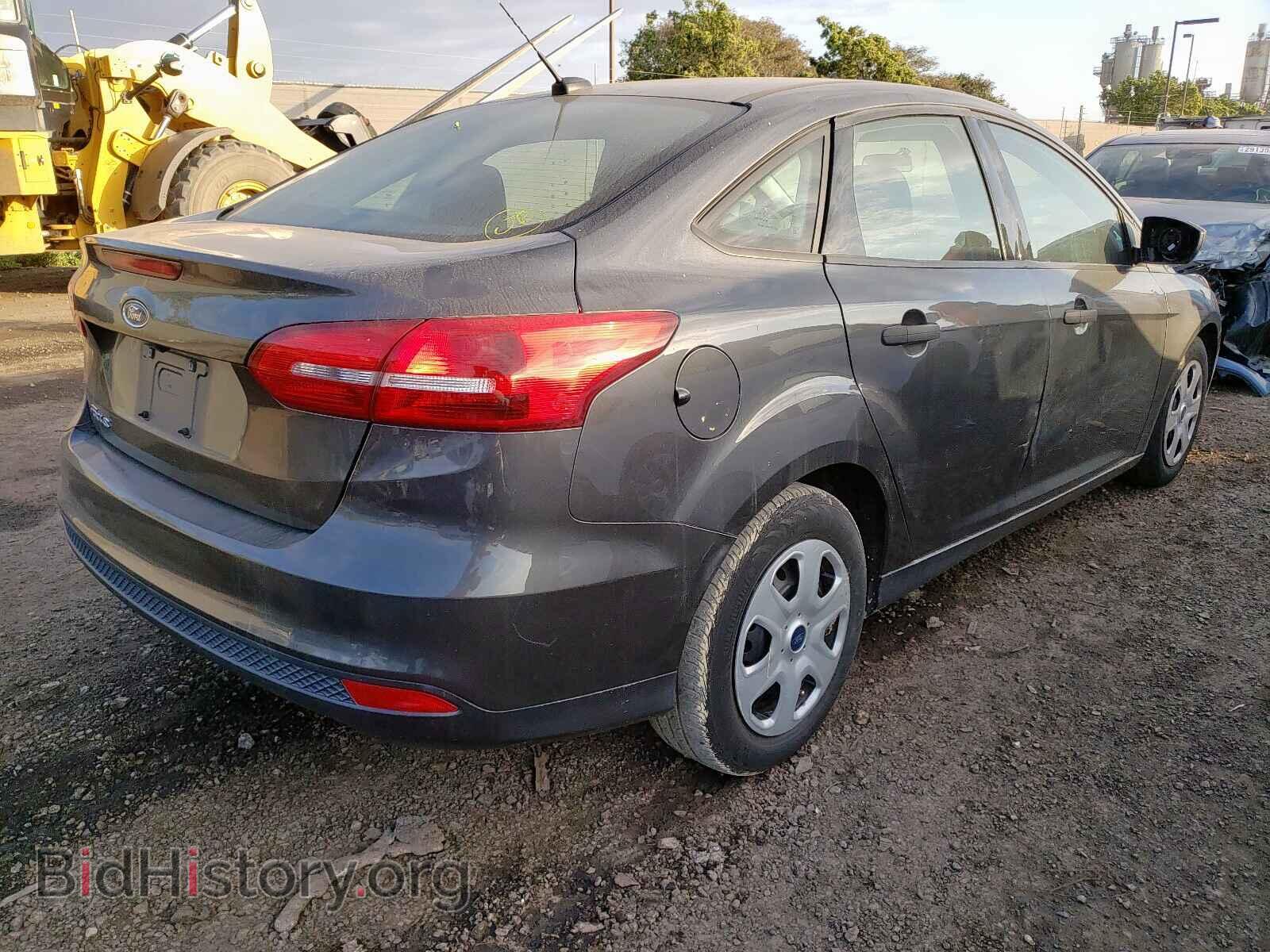 2017 FORD FOCUS - VIN: 1FADP3E23HL271093 - Фото 4