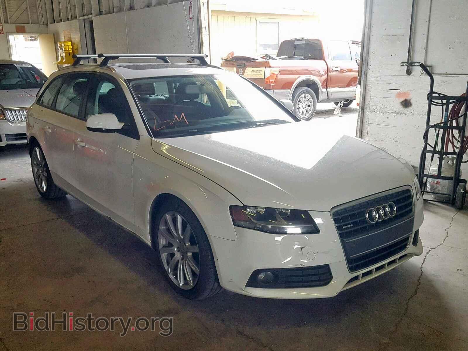Photo WAUSFAFL1BA028012 - AUDI A4 2011