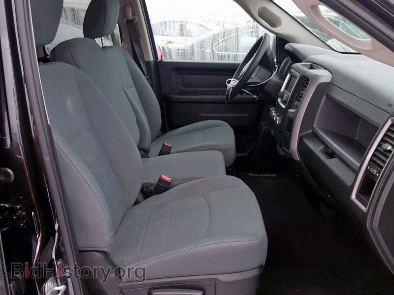 2017 RAM 1500 ST (VIN 1C6RR7FT2HS761899) — photo 5 of 10