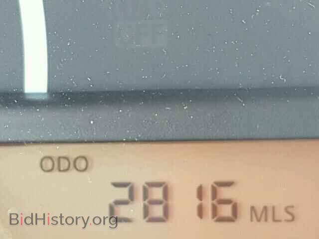 2017 NISSAN VERSA - VIN: 3N1CN7AP1HL825341 - Photo 8