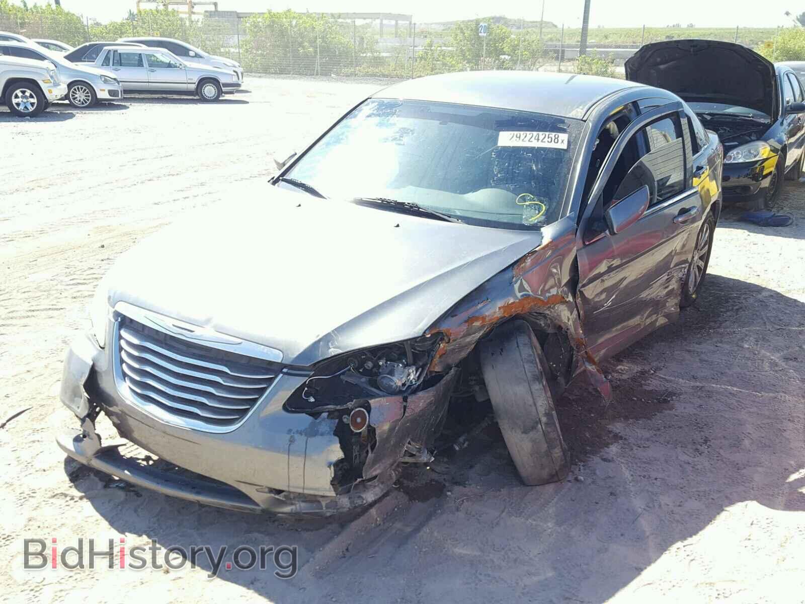 2013 CHRYSLER 200 - VIN: 1C3CCBBB1DN600277 - Photo 2