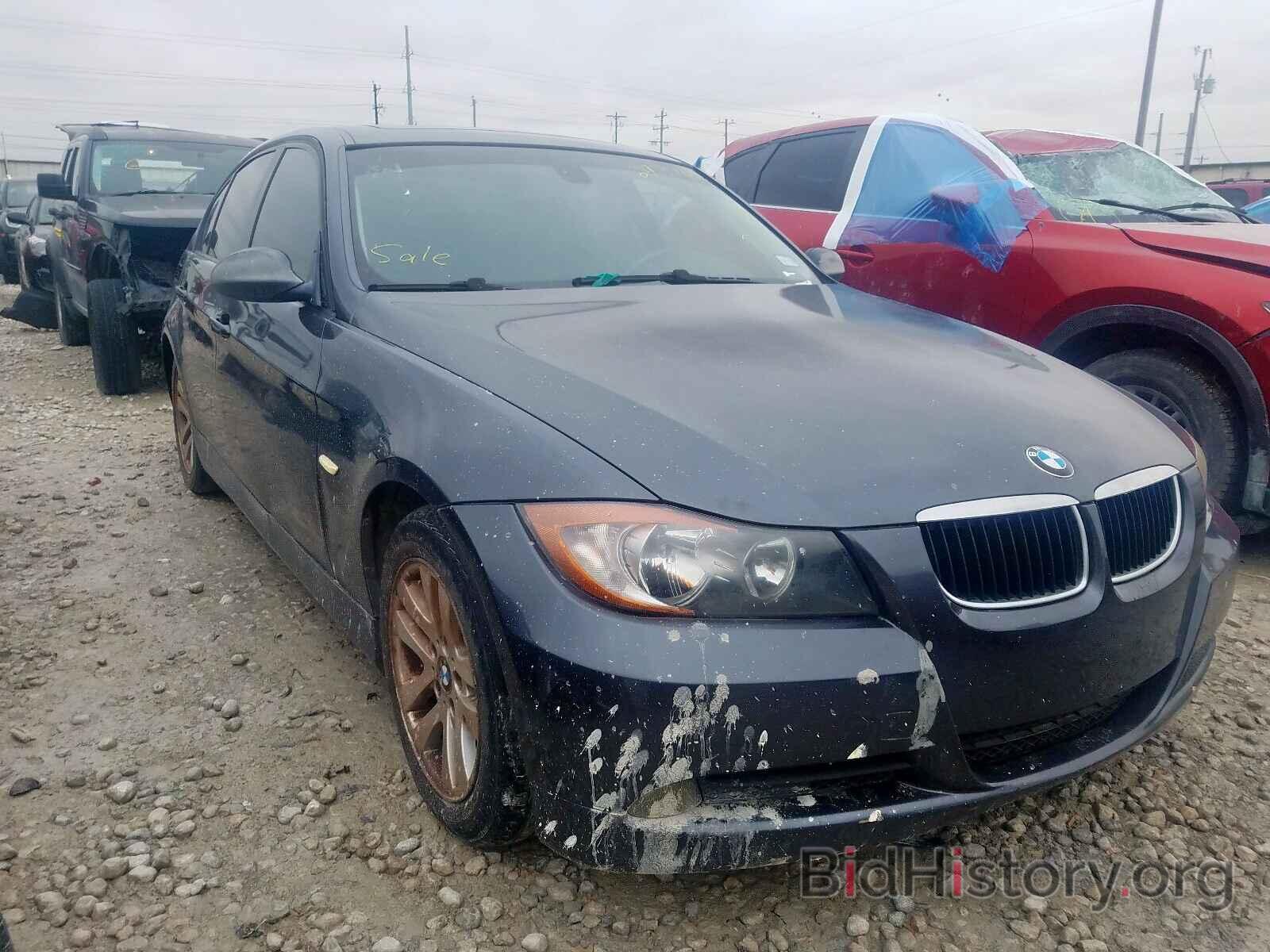 Photo WBAVB13546KX64750 - BMW 325 I 2006