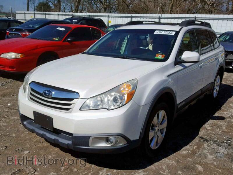 2011 Subaru OUTBACK 2. (VIN 4S4BRBGC3B3421881) — фото 2 из 10
