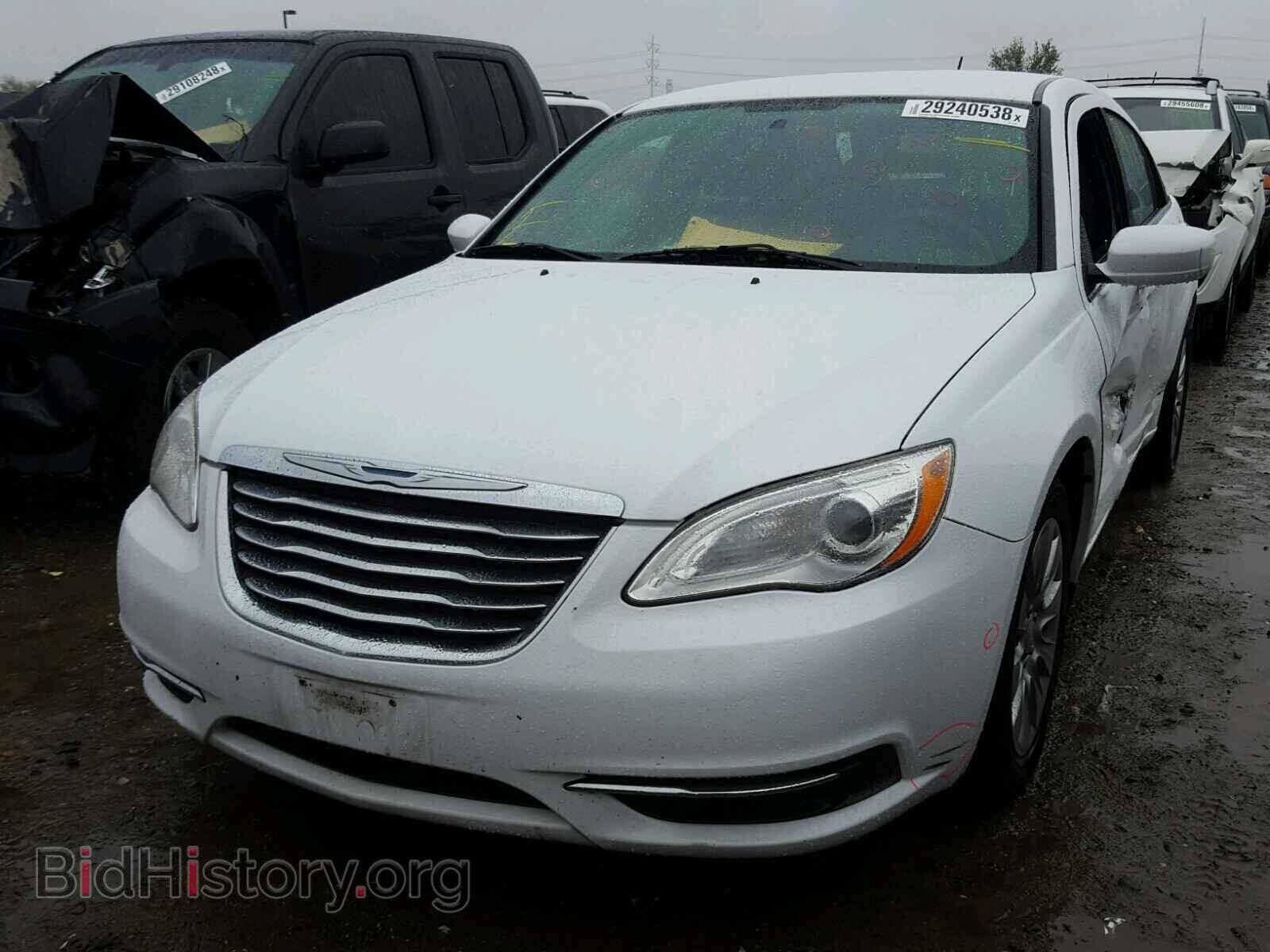 2013 CHRYSLER 200 - VIN: 1C3CCBAG9DN743085 - Фото 2