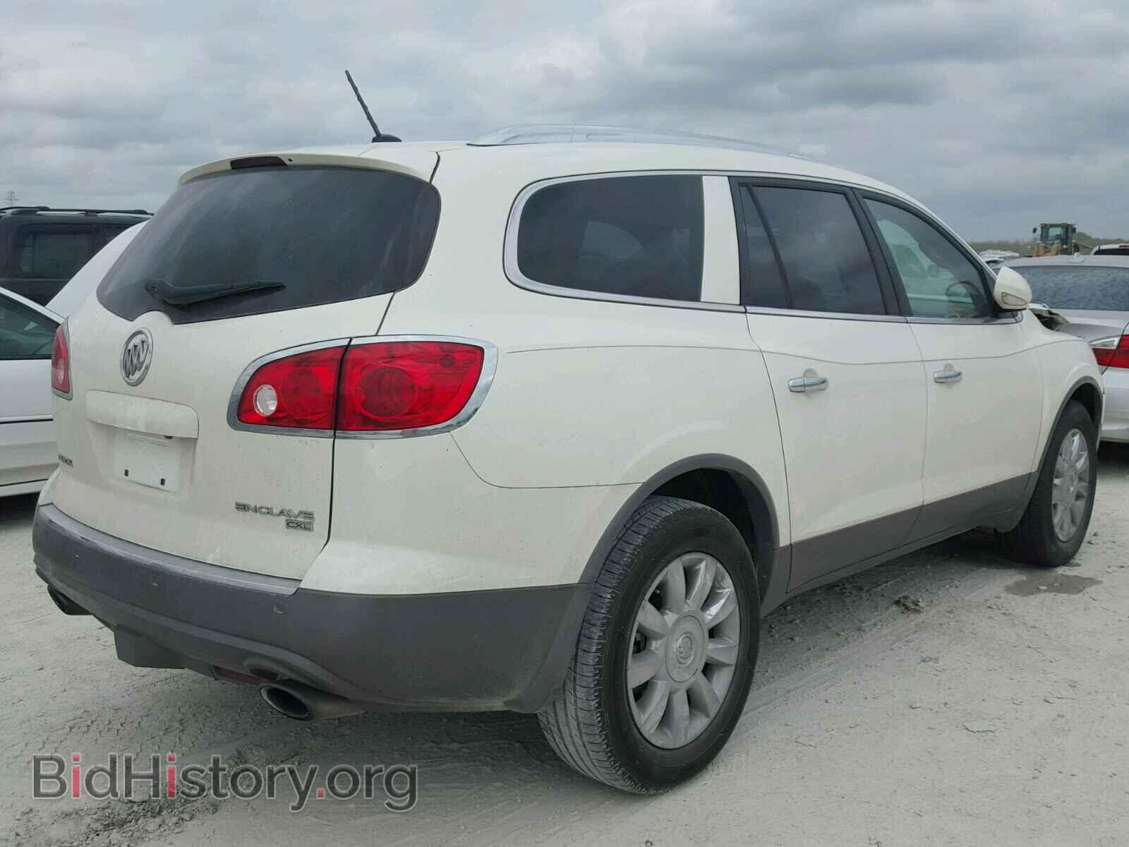 2011 BUICK ENCLAVE - VIN: 5GAKRCED3BJ271564 - Фото 4