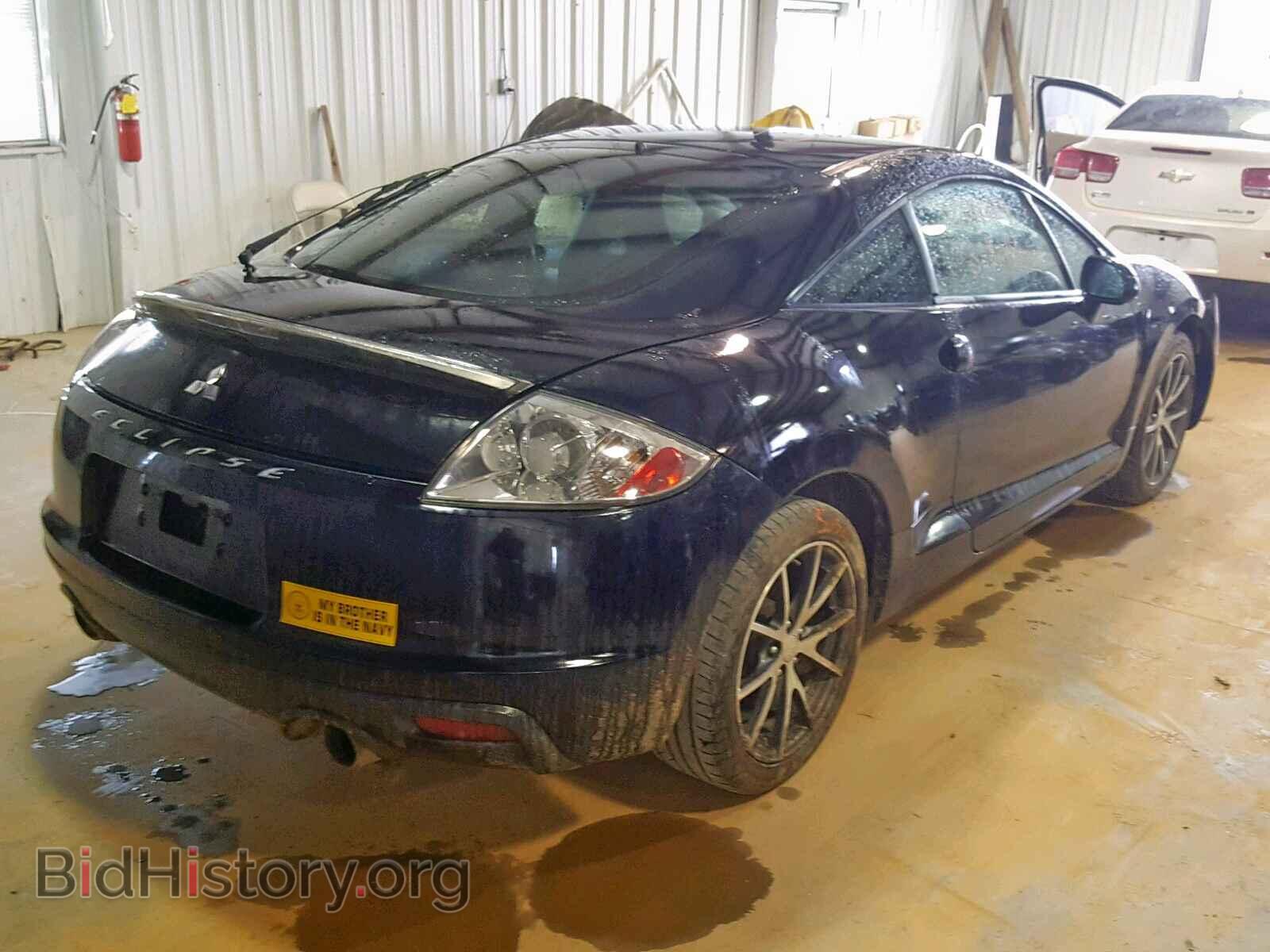 2011 MITSUBISHI ECLIPSE - VIN: 4A31K5DF8BE002091 - Photo 4
