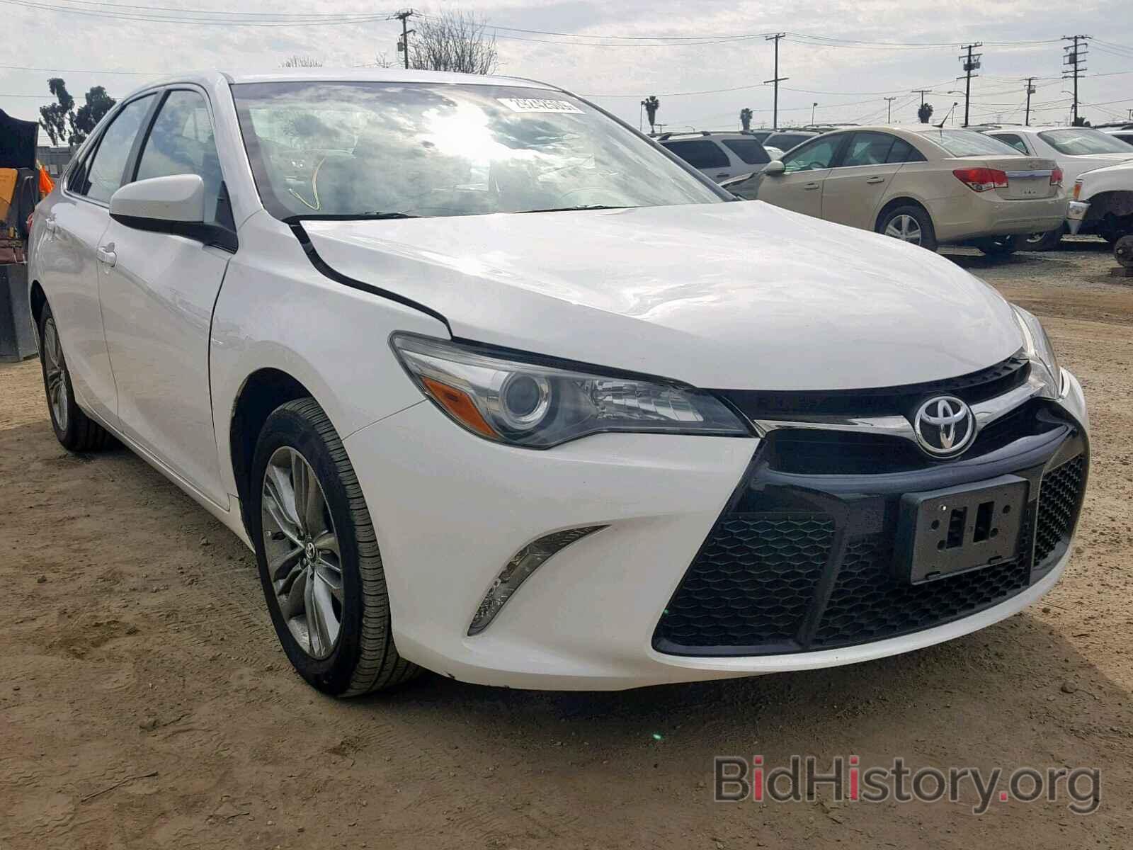 Photo 4T1BF1FK6GU503973 - TOYOTA CAMRY 2016