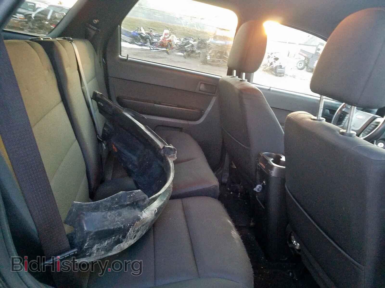 2011 FORD ESCAPE - VIN: 1FMCU9D76BKB45687 - Photo 6