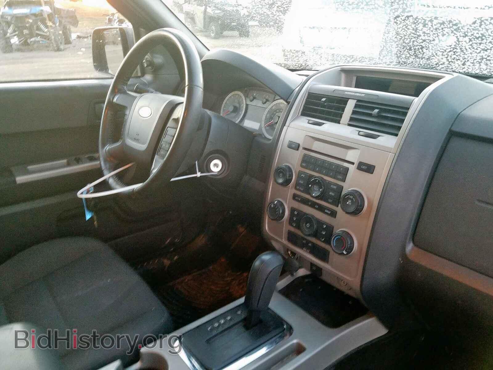 2011 FORD ESCAPE - VIN: 1FMCU9D76BKB45687 - Photo 9