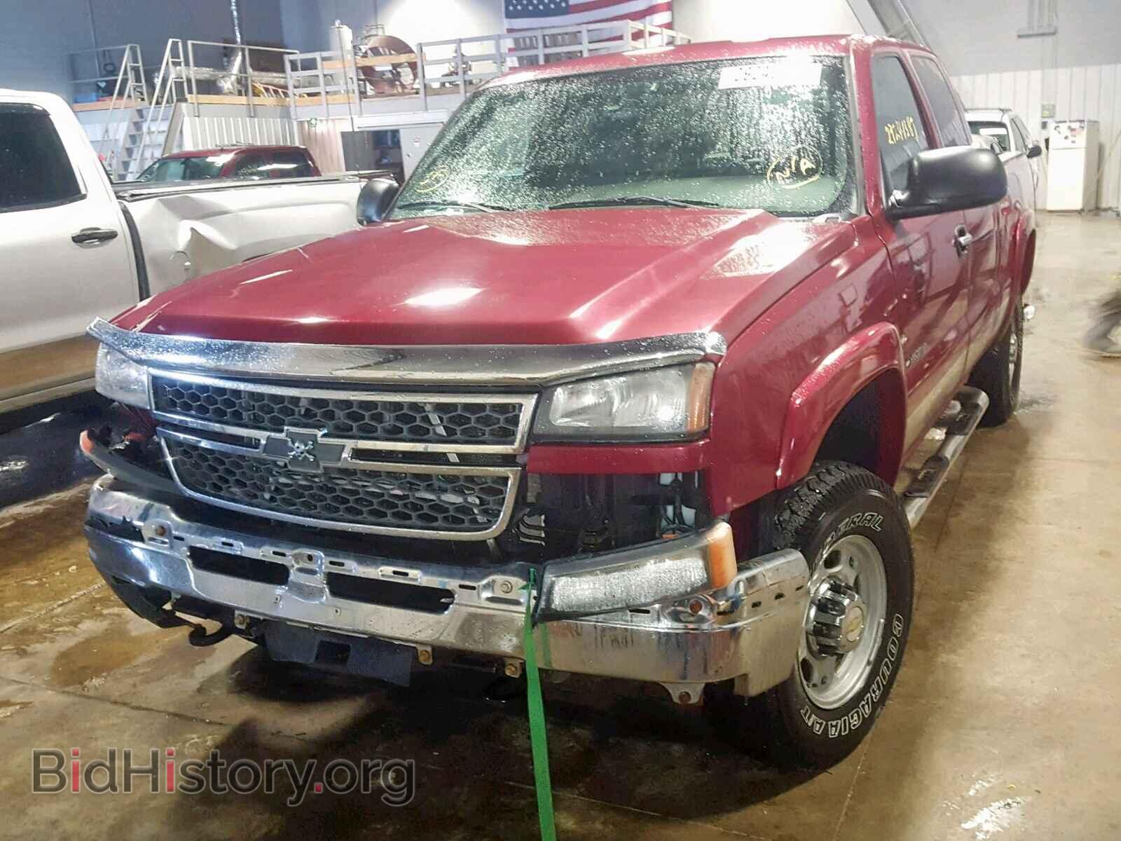 2005 CHEVROLET SILVERADO - VIN: 1GCHK29U85E116992 - Фото 2