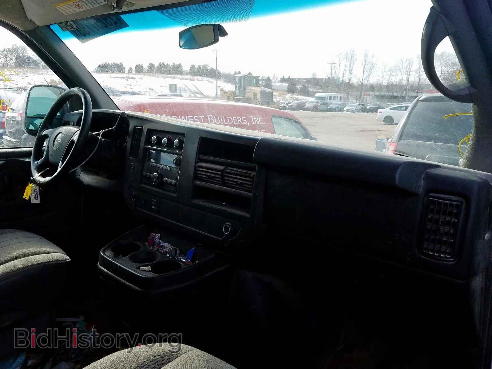 2014 GMC SAVANA - VIN: 1GTW7FCAXE1912178 - Фото 9