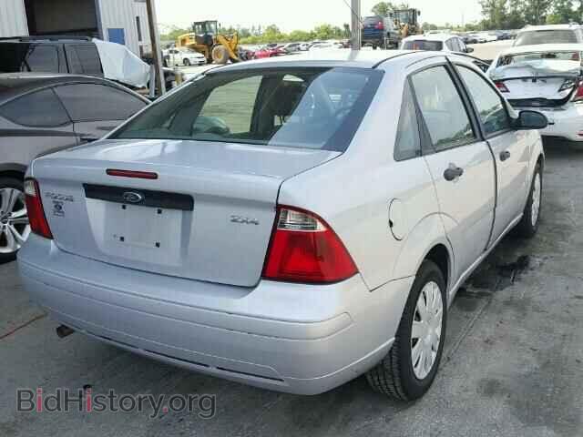 2005 FORD FOCUS - VIN: 1FAFP34NX5W236985 - Фото 4