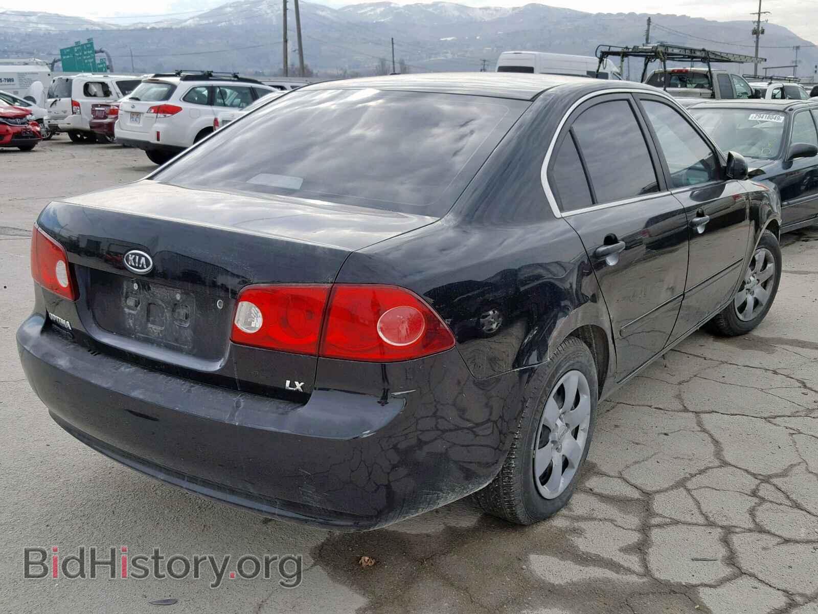 2006 KIA OPTIMA - VIN: KNAGE123765056393 - Фото 4