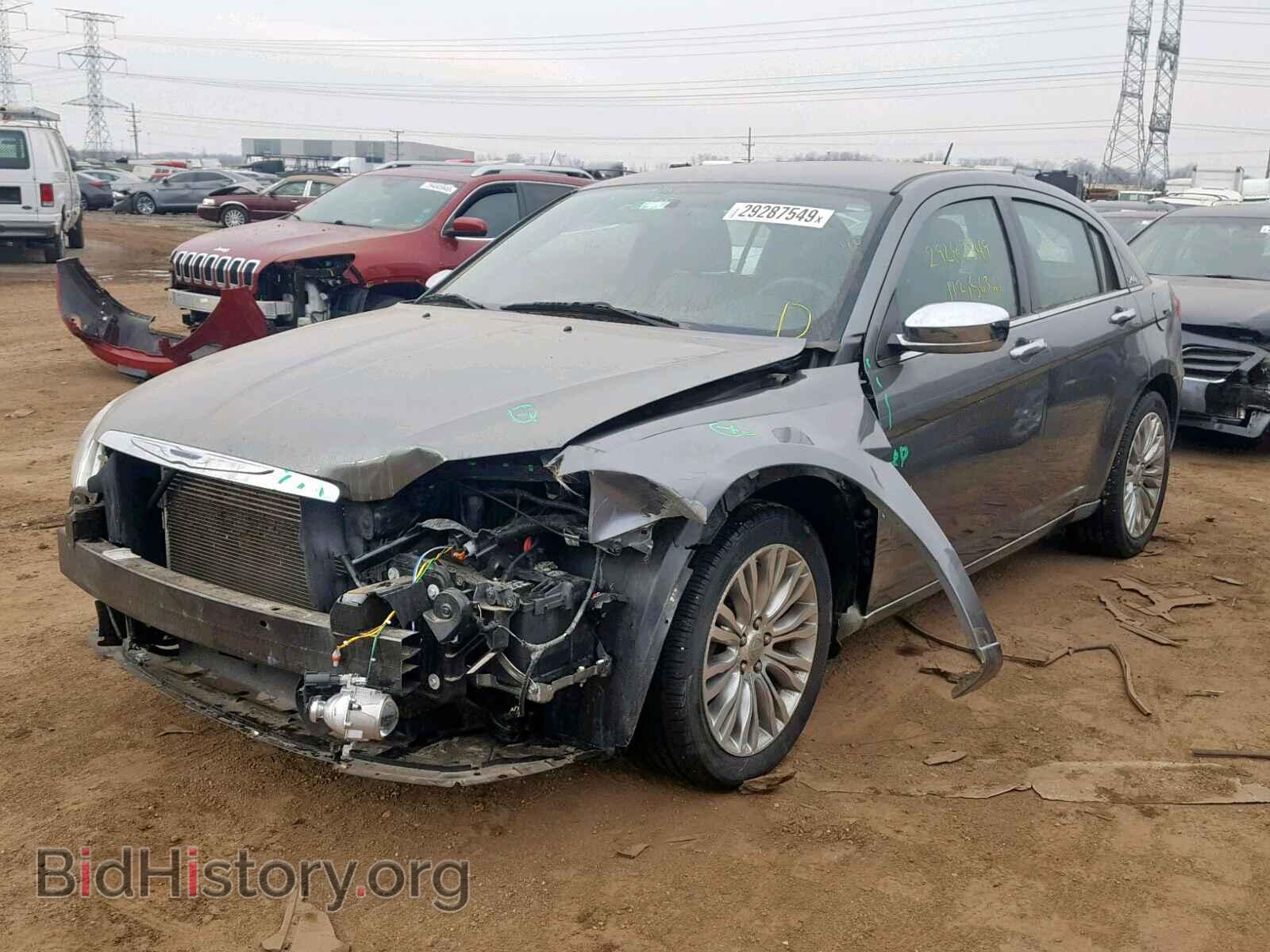 2012 CHRYSLER 200 - VIN: 1C3CCBCG9CN305002 - Фото 2