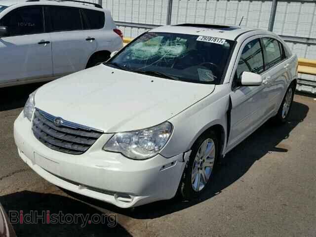 2010 CHRYSLER SEBRING - VIN: 1C3CC5FV2AN129791 - Фото 2