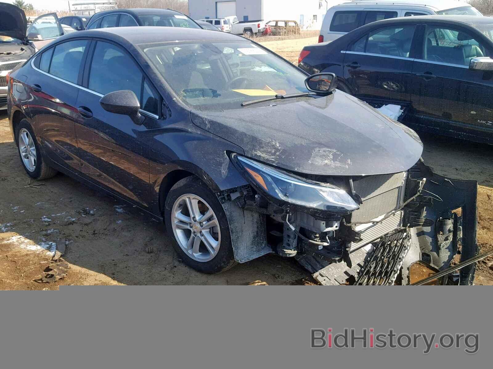 Photo 1G1BE5SM7H7266750 - CHEVROLET CRUZE 2017