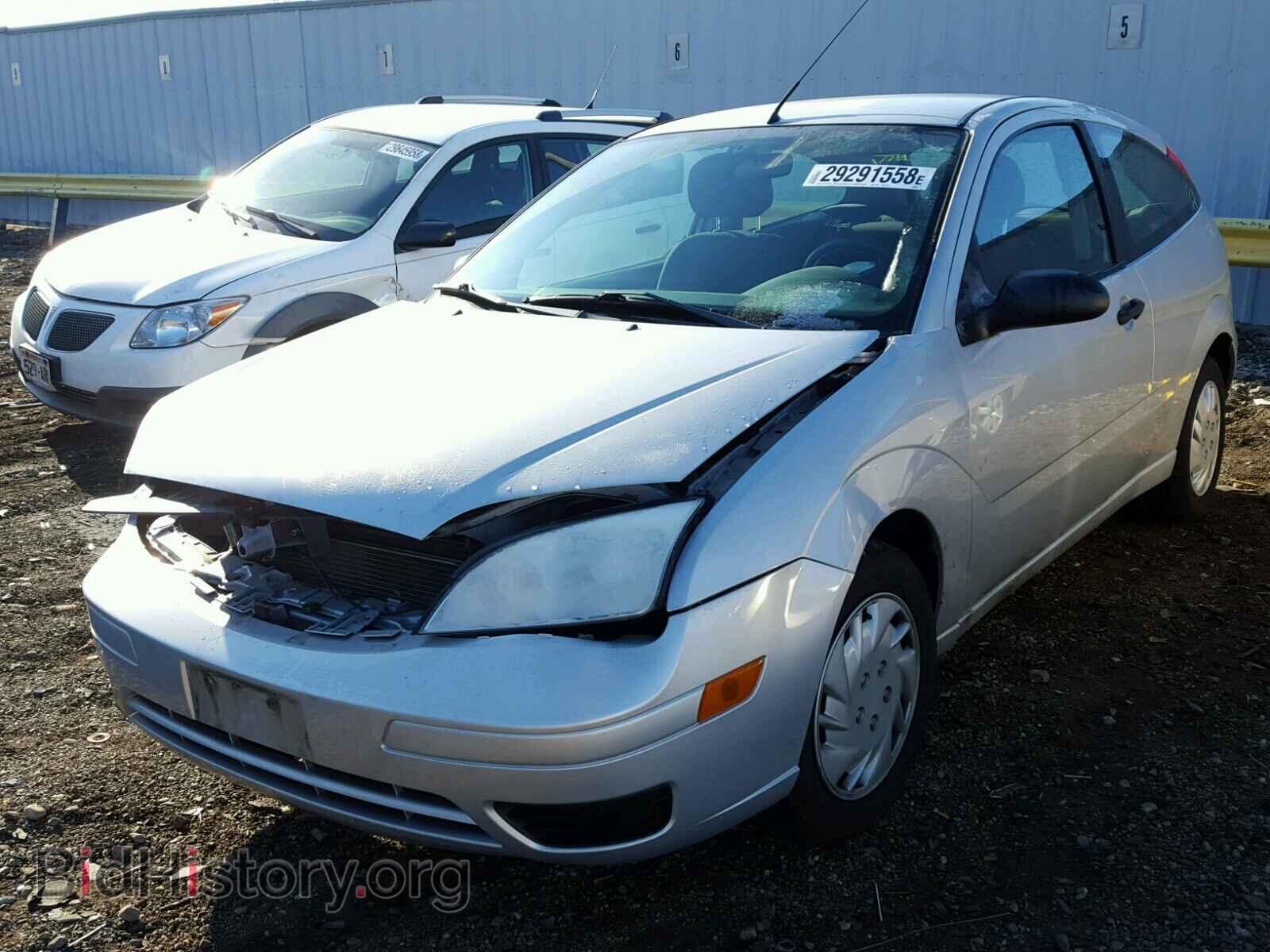 2007 FORD FOCUS - VIN: 1FAHP31N87W299096 - Фото 2