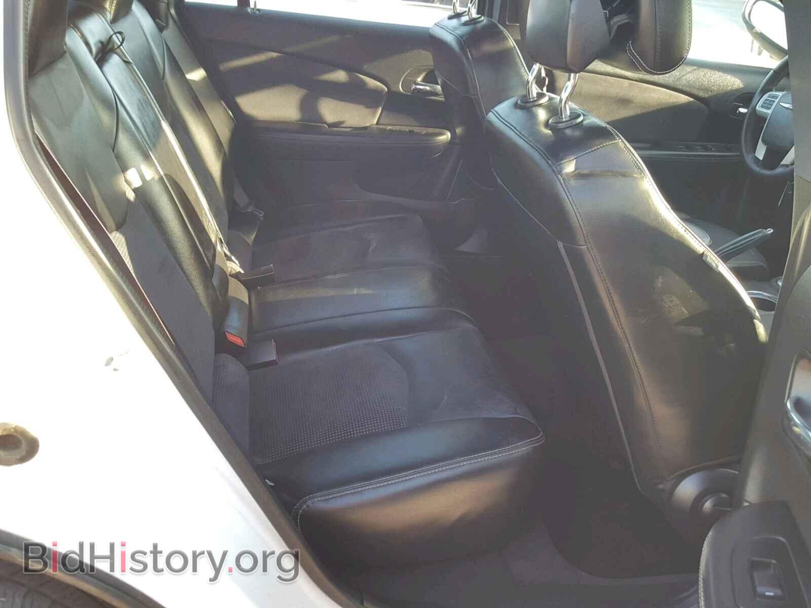 2014 CHRYSLER 200 - VIN: 1C3CCBCG6EN198932 - Фото 6