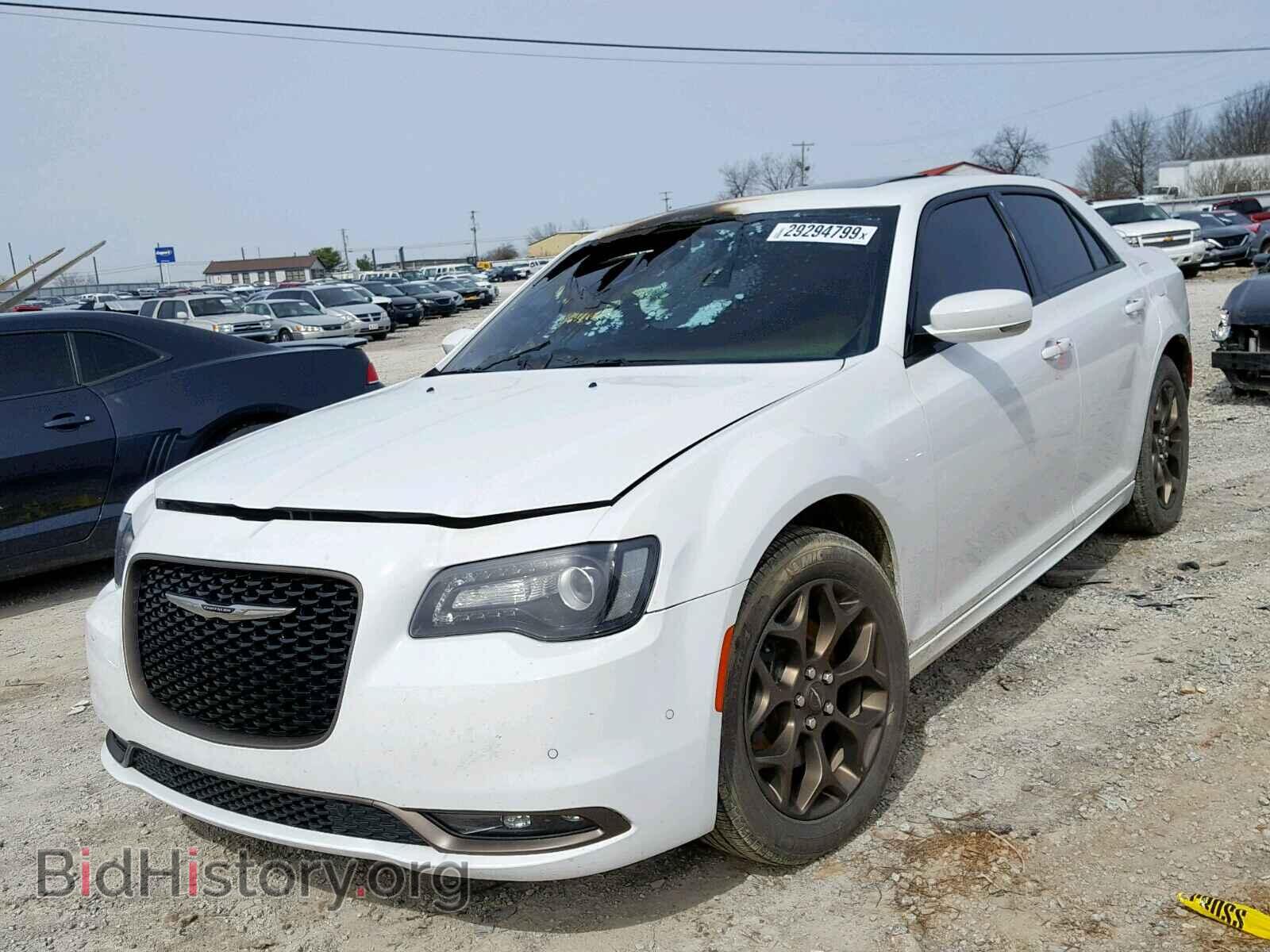 2016 CHRYSLER 300 - VIN: 2C3CCAGG4GH296079 - Photo 2