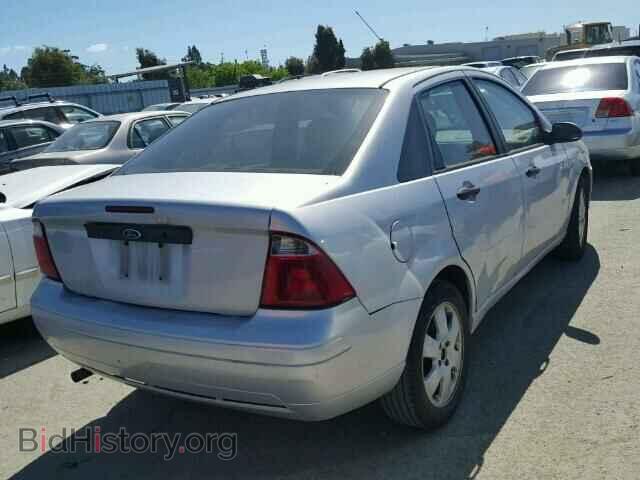 2005 FORD FOCUS - VIN: 1FAFP34N75W188832 - Фото 4