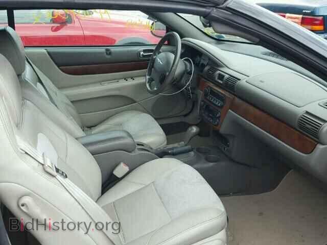 2005 CHRYSLER SEBRING - VIN: 1C3EL65RX5N638312 - Фото 5