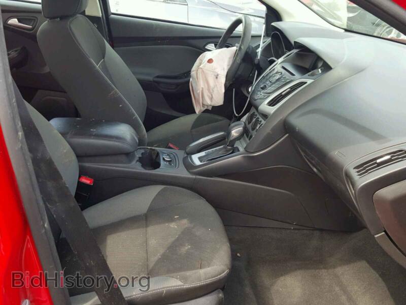 2014 Ford FOCUS (VIN 1FADP3F28EL161814) — фото 5 из 10