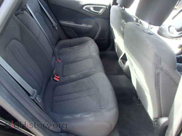 2015 CHRYSLER 200 - VIN: 1C3CCCAB9FN648104 - Photo 6
