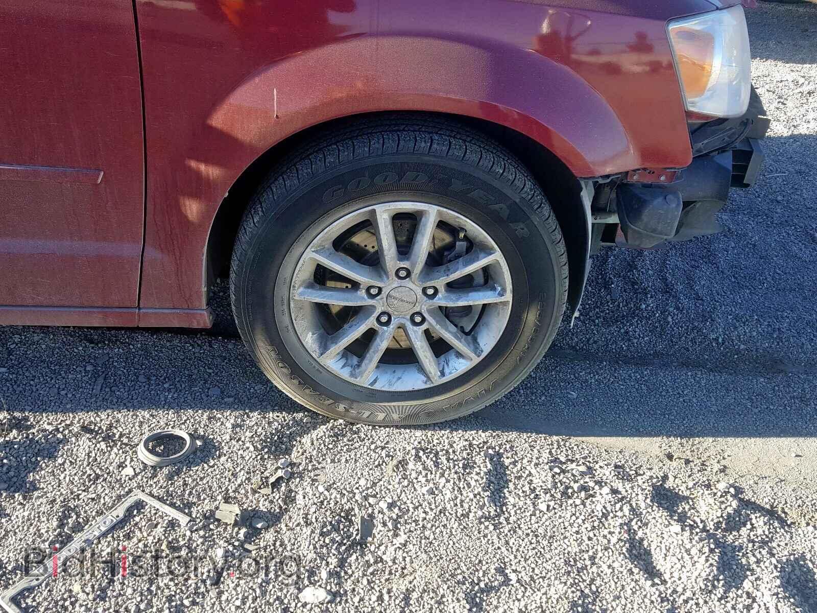 2014 DODGE CARAVAN - VIN: 2C4RDGCG2ER320026 - Фото 9