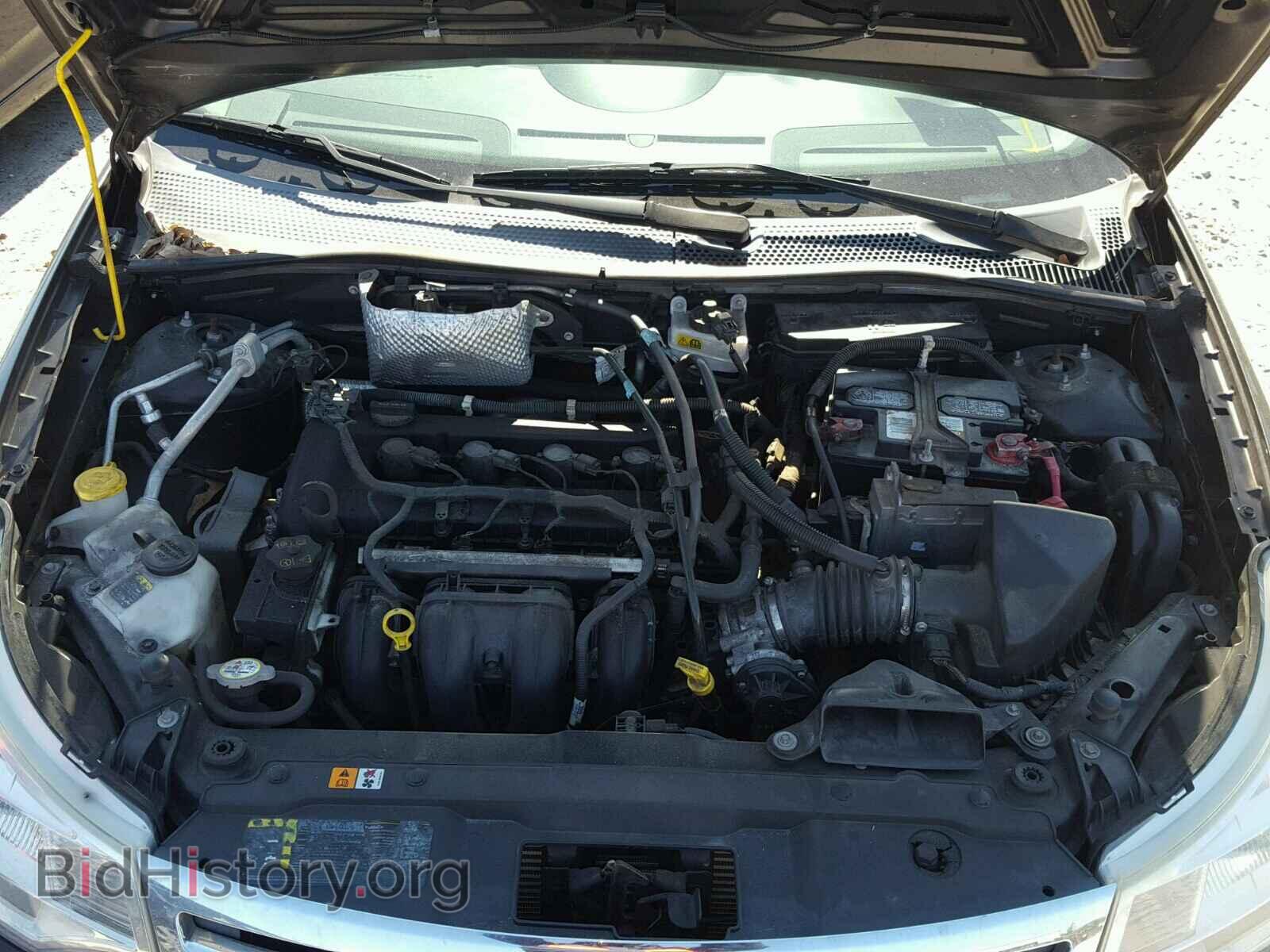 2009 FORD FOCUS - VIN: 1FAHP37N49W166409 - Photo 5