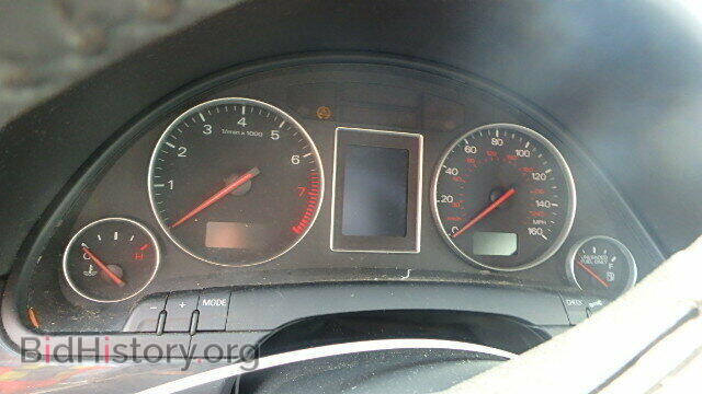 2005 AUDI A4 - VIN: WAULC68E35A040546 - Фото 8