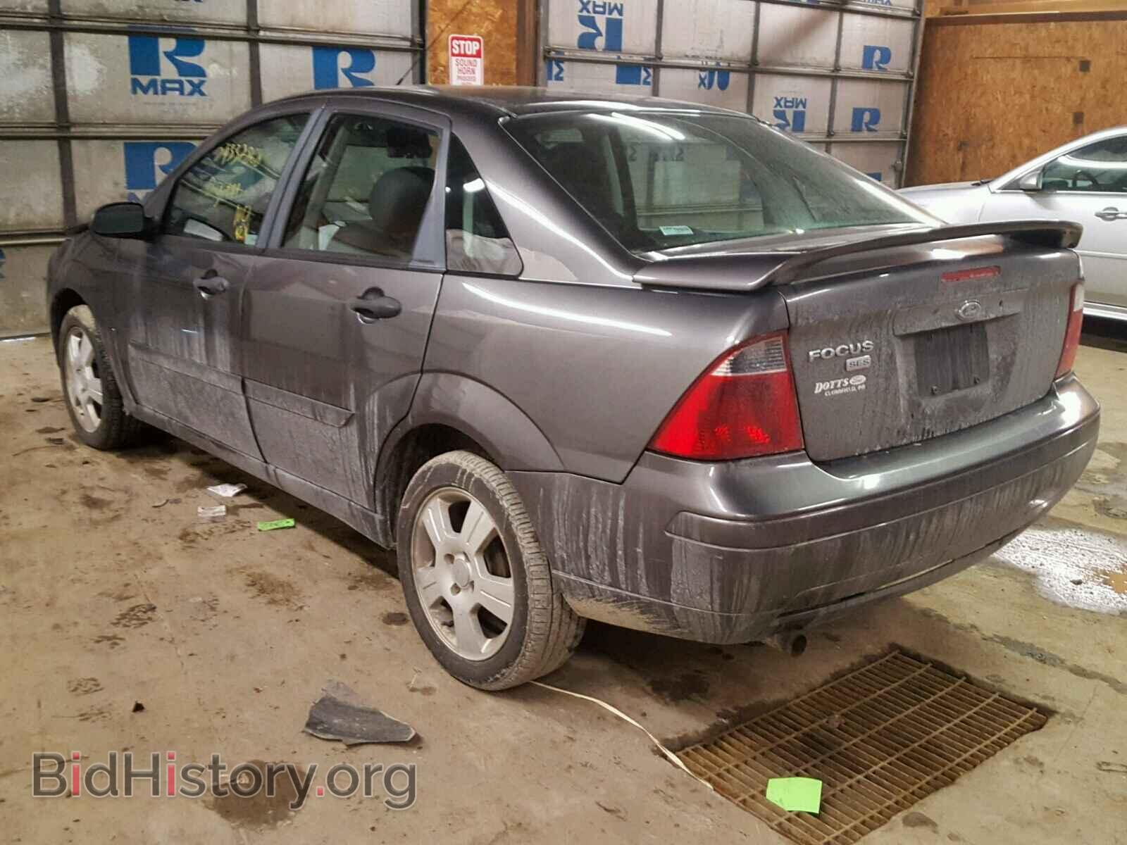 2007 FORD FOCUS - VIN: 1FAHP34N57W351943 - Фото 3