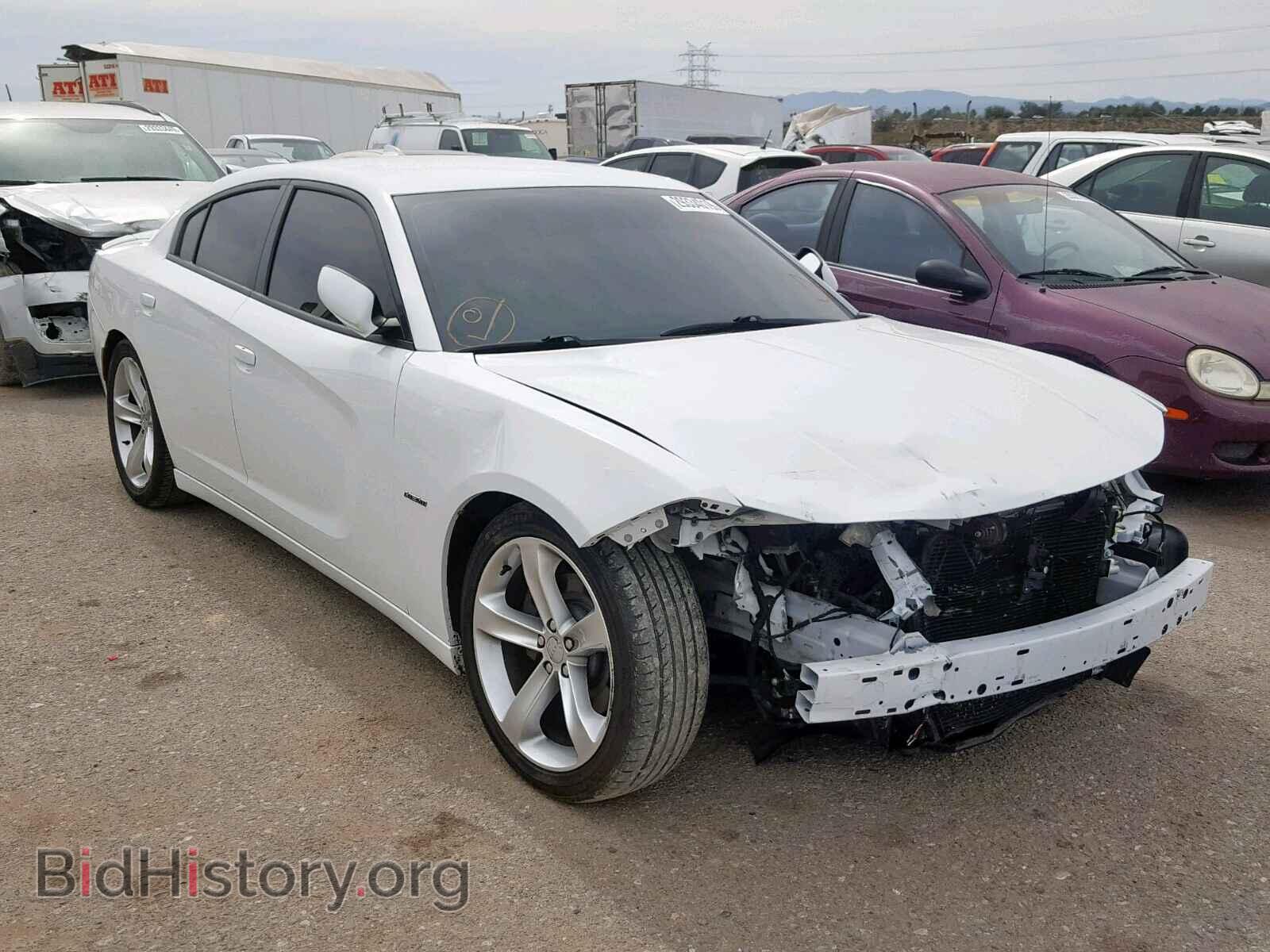 Photo  - DODGE CHARGER 2016