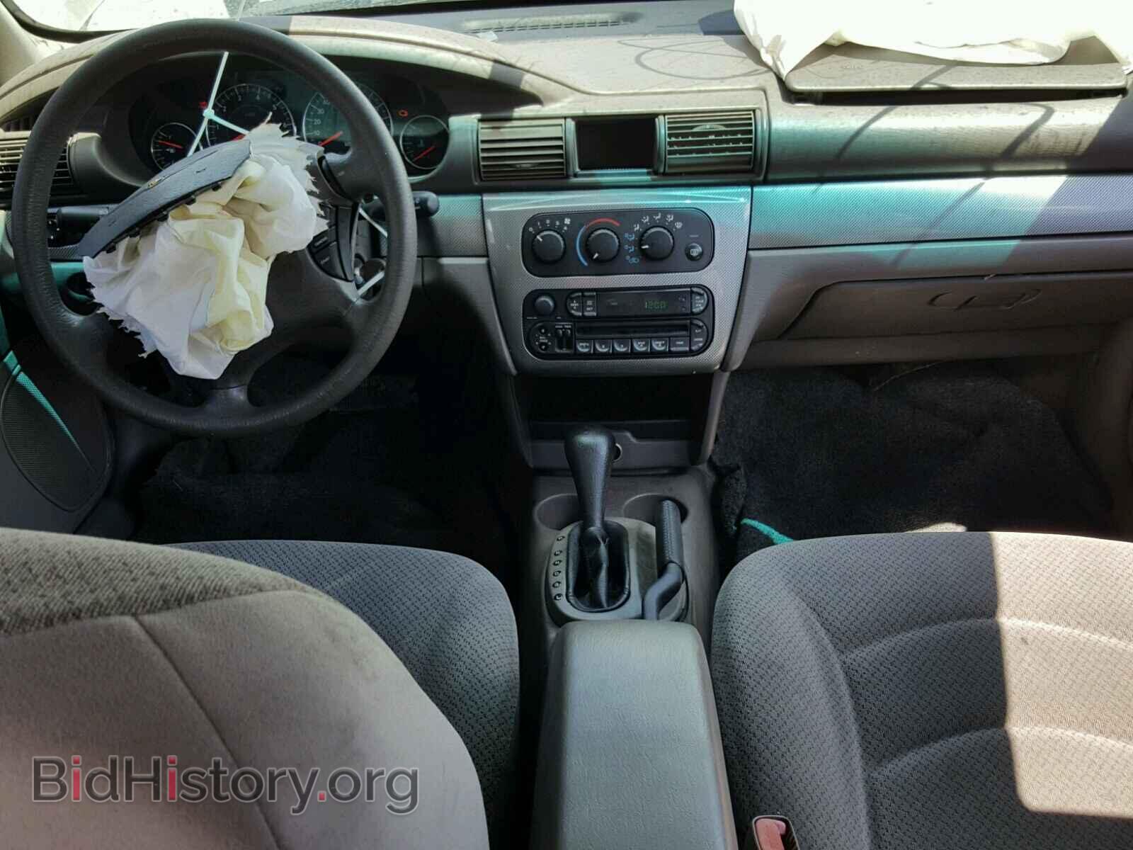 2004 CHRYSLER SEBRING - VIN: 1C3EL56R54N268801 - Фото 9