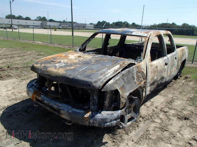2011 CHEVROLET SILVERADO - VIN: 3GCPKTE38BG173311 - Фото 2