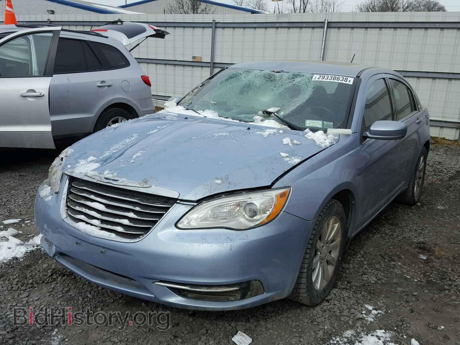 2013 CHRYSLER 200 - VIN: 1C3CCBBB8DN505795 - Фото 2