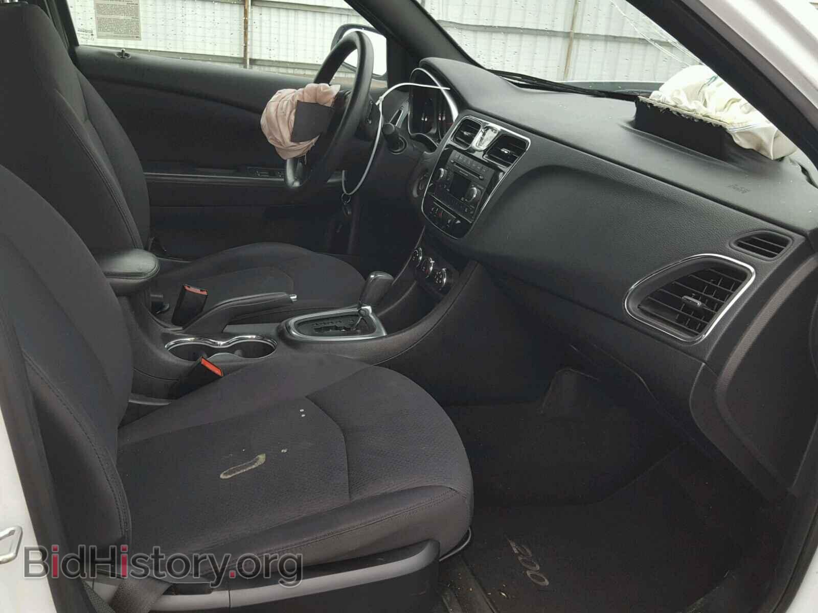 2013 CHRYSLER 200 - VIN: 1C3CCBAG3DN590011 - Photo 5