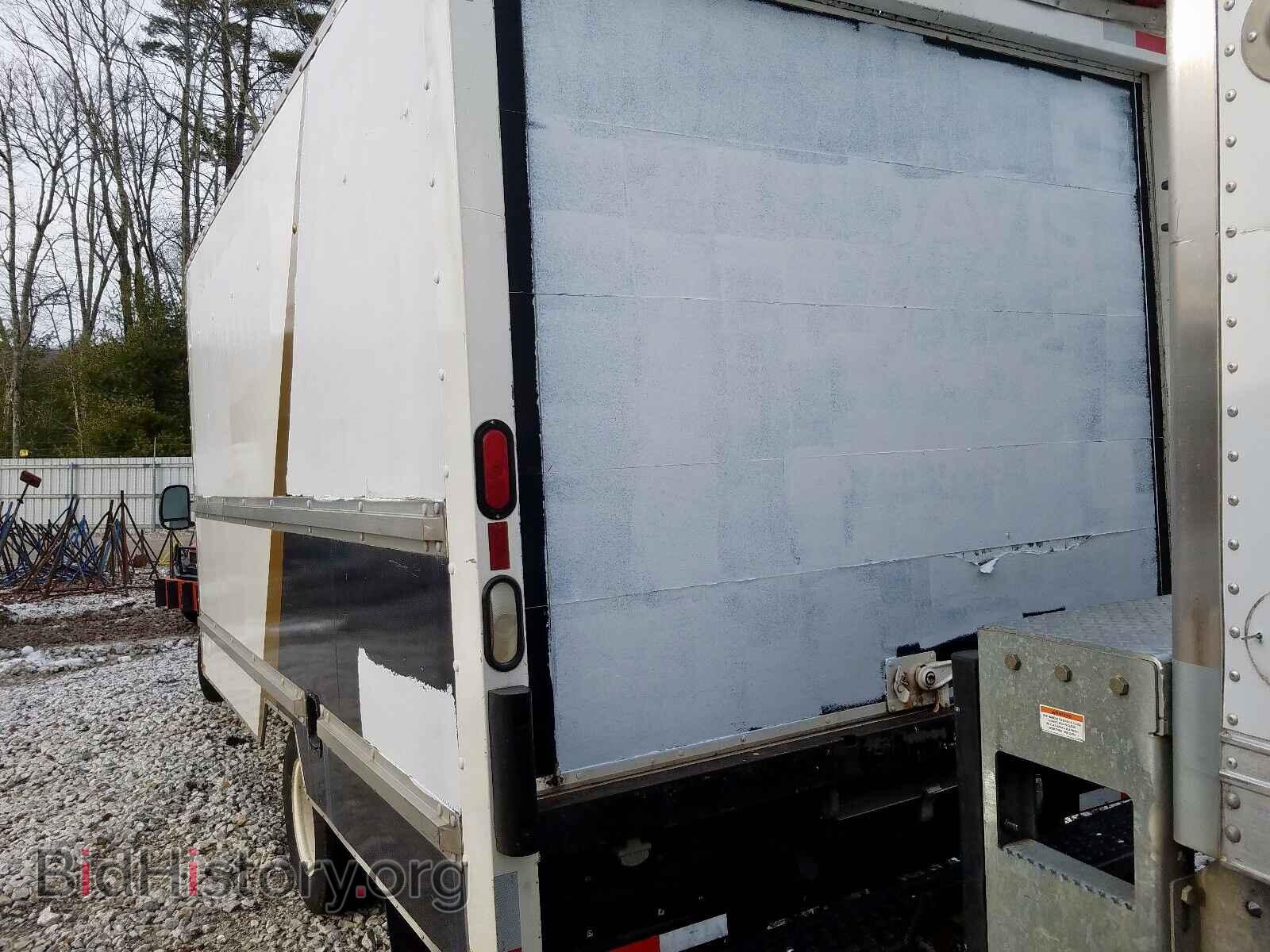 2004 FORD ECONOLINE - VIN: 1FDWE35L44HA61516 - Photo 3
