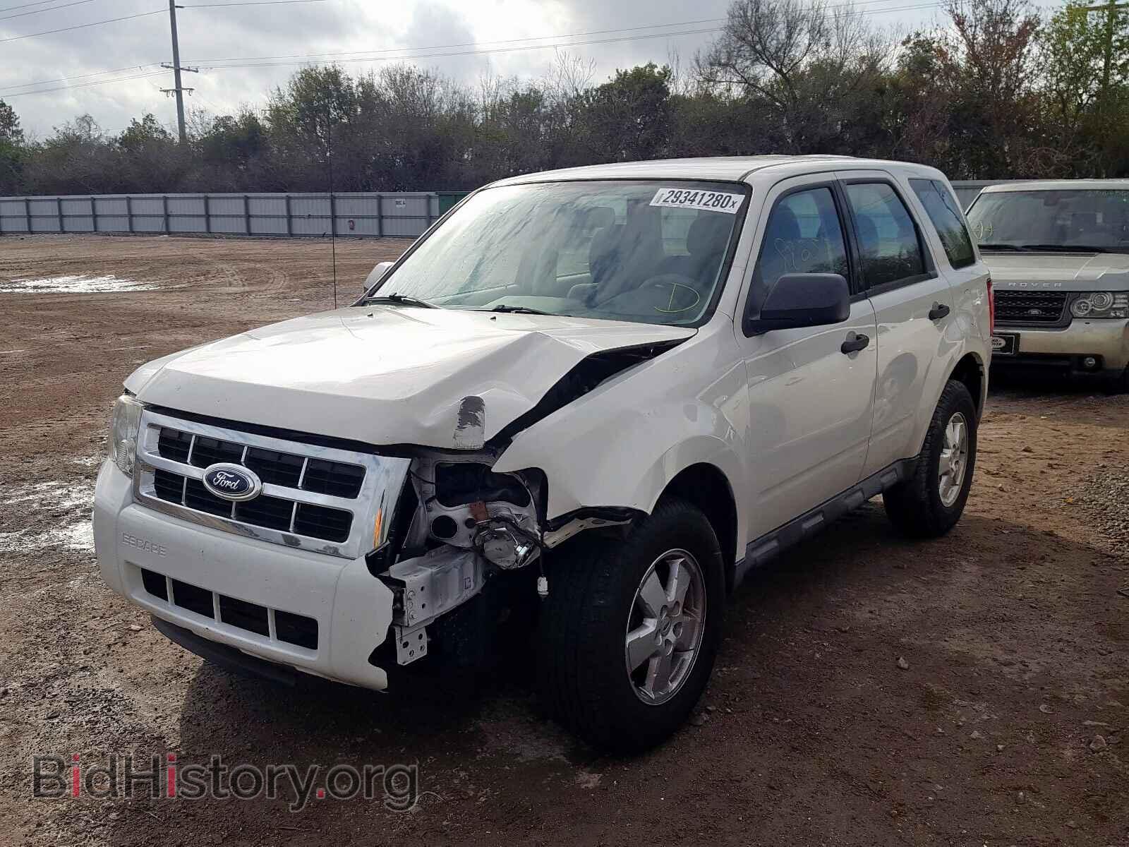 2011 FORD ESCAPE - VIN: 1FMCU0C79BKB10123 - Фото 2