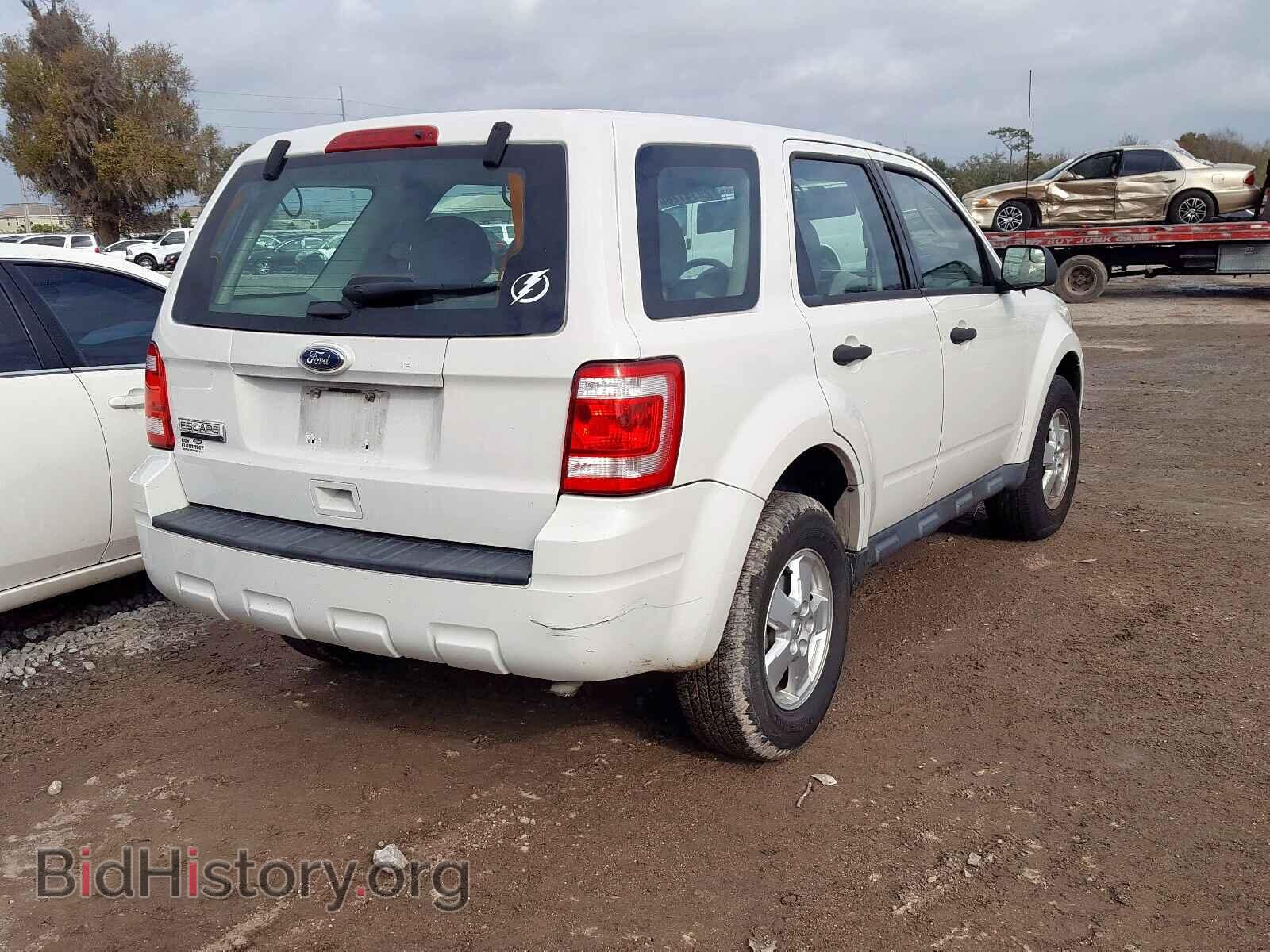 2011 FORD ESCAPE - VIN: 1FMCU0C79BKB10123 - Фото 4