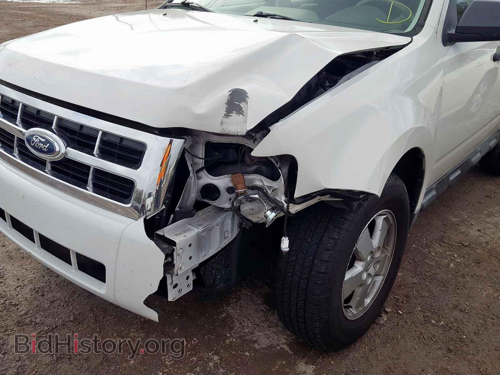 2011 FORD ESCAPE - VIN: 1FMCU0C79BKB10123 - Фото 9