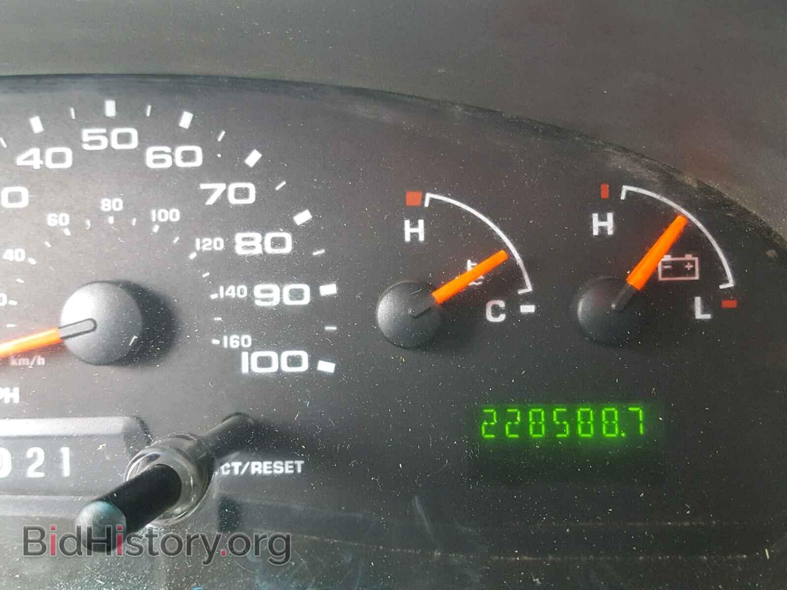 2005 FORD ECONOLINE - VIN: 1FTNE24L95HA05942 - Photo 8