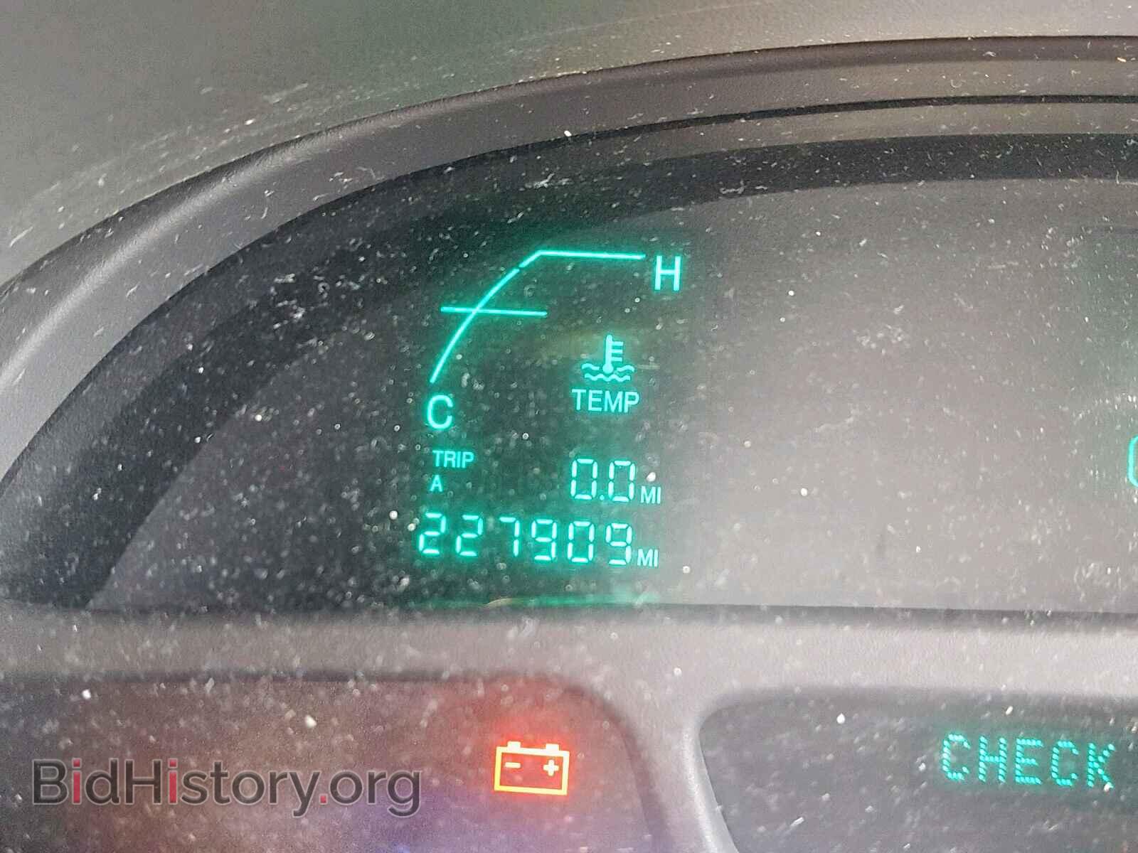 2003 CADILLAC DEVILLE - VIN: 1G6KD54YX3U220661 - Photo 8