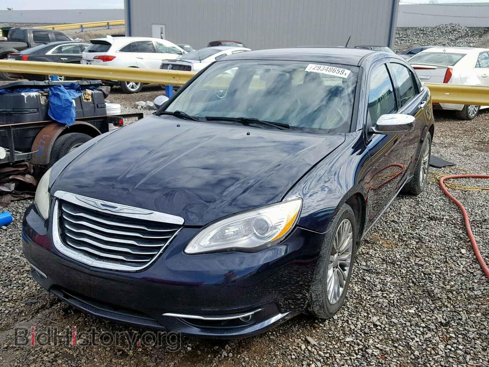 2012 CHRYSLER 200 - VIN: 1C3CCBCB8CN236453 - Фото 2