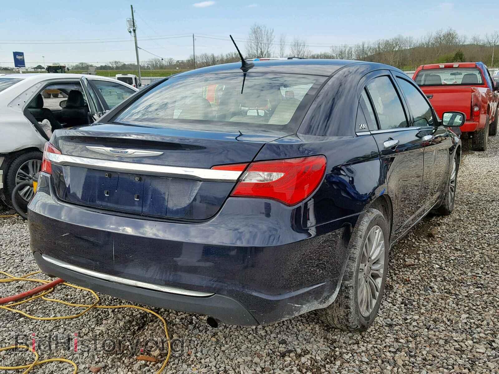 2012 CHRYSLER 200 - VIN: 1C3CCBCB8CN236453 - Фото 4