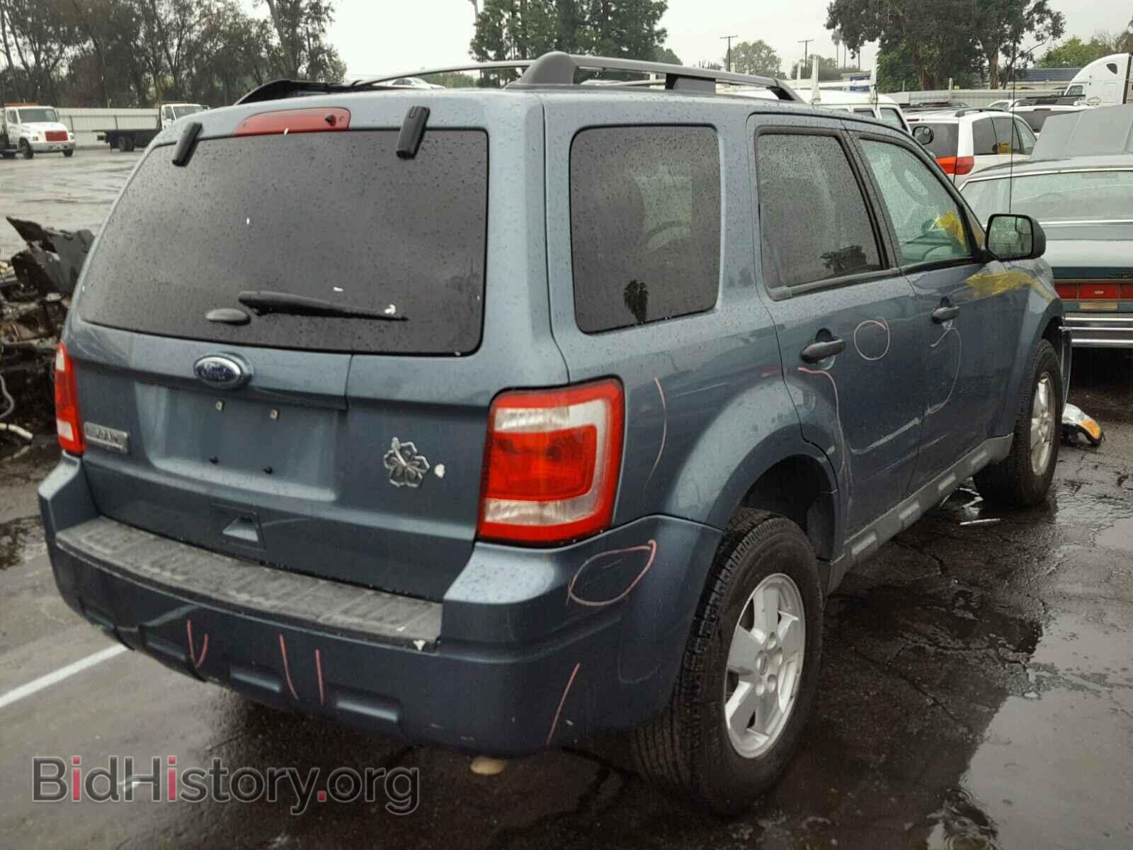 2011 FORD ESCAPE - VIN: 1FMCU0D73BKB00122 - Photo 4